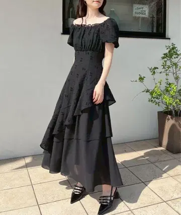 NICE CLAUP 언발란스 티어드 롱 원피스