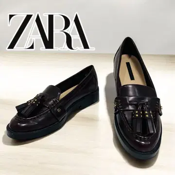 컨디션 최상 ZARA 스터드 태슬 로퍼 보르도 모카신 에나멜