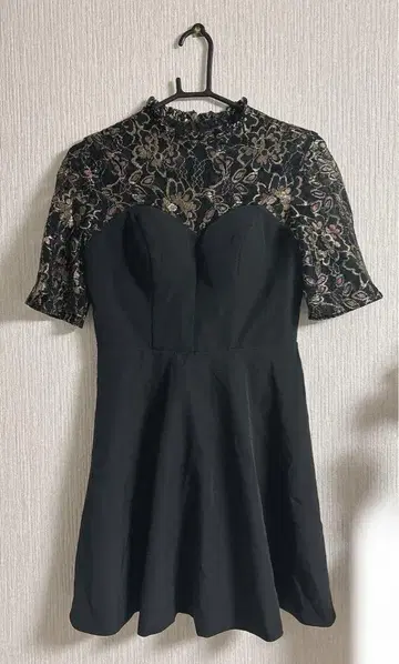 플레어 드레스