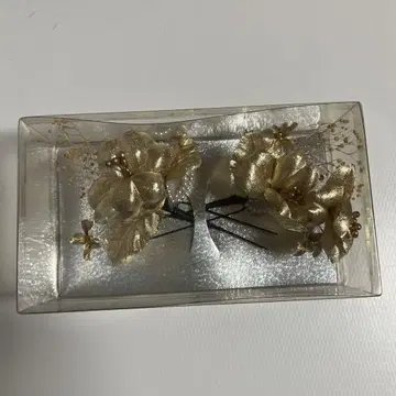 골드 꽃 장식 박스
