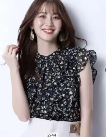JUSGLITTY 플라워 프린트 슬리브리스