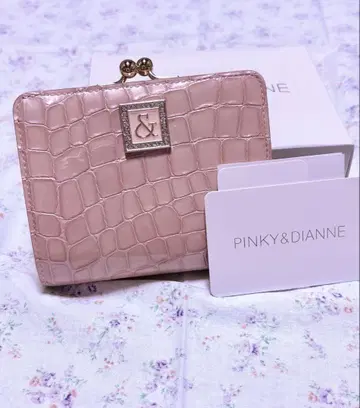 PINKY&DIANNE 크로코 핑크 접이식 지갑