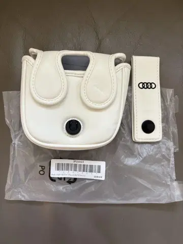 Audi 아우디 미사용 퍼터 커버 화이트 마그넷식