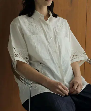 안누크 컷워크 레이스 셔츠