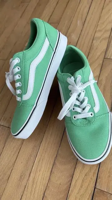 VANS 민트 그린 스니커즈 24.5cm