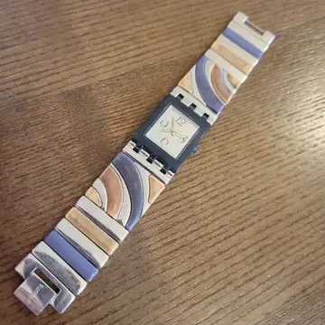 Swatch 시계 케이스 포함 배터리 교환 2025.7.31 완료