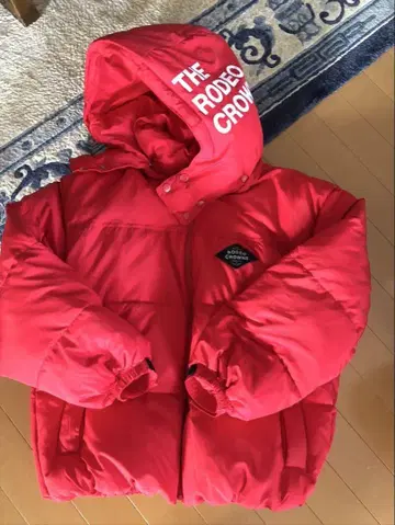 RODEO CROWNS 빨간색 다운 자켓