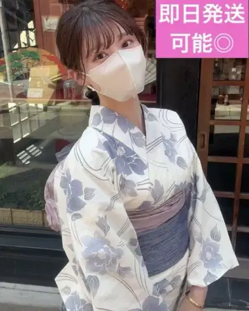 꽃무늬 유카타 화이트 베이스 파랑 보라색