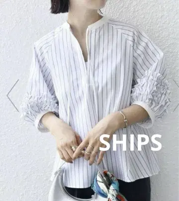 새상품 SHIPS 스트라이프 프릴 5부 소매 셔츠