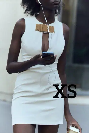 택 포함 새상품 ZARA 탭 디테일 슬림 원피스