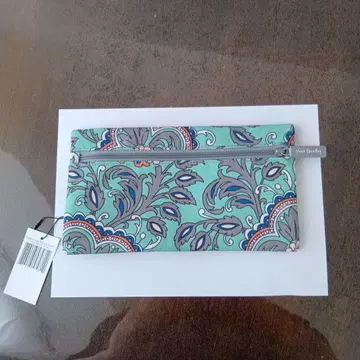 Vera Bradley 페이즐리 무늬 프래그먼트 케이스