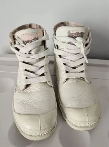 PALLADIUM 화이트 하이컷 스니커즈