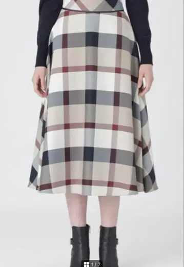 BLUE LABEL CRESTBRIDGE 새상품급 롱 스커트