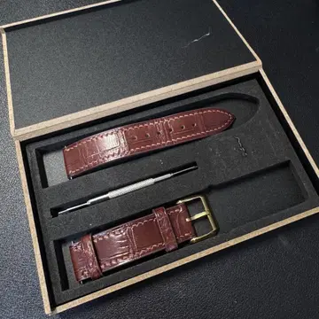 브라운 가죽 벨트 설치 공구 포함 러그 폭 18mm British Tan