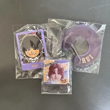 요나미네 루이 코드 홀더 아크릴 카라비너 캔뱃지 세트