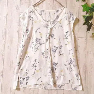 JUSGLITTY 넥 카라 반팔 꽃무늬 블라우스 프렌치 슬리브 화이트 2