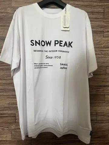 [새상품 택 포함] snow peak 로고 티셔츠 화이트