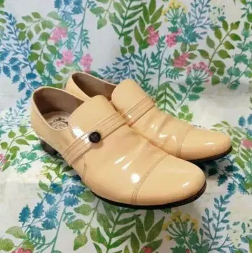 chausser 에나멜 로퍼 천연 가죽 핑크 베이지 35