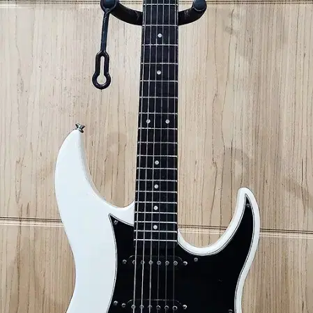 Clearing out collection, 90s Yamaha YGX-112P electric guitar