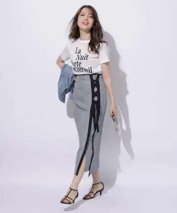 아푸와이저 리셰 배색 레이스업 스커트 그레이