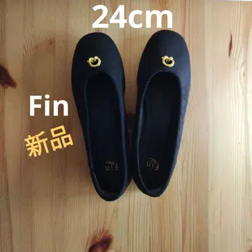 Fin 핀 블랙 컬러 펌프스