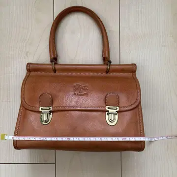 일비종떼 약 24 x 18.5 x 9