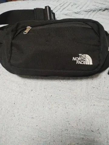 THE NORTH FACE 바디백 블랙
