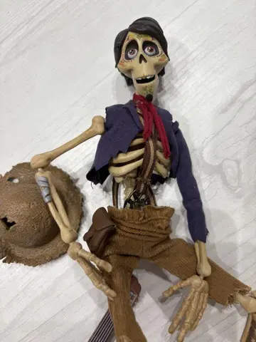 디즈니 Disney 픽사 리멤버 미 헥터 피규어