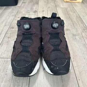 insta pump 블랙 스니커즈