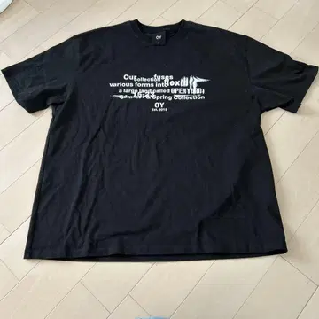 OY 블랙 티셔츠 그래픽 프린트