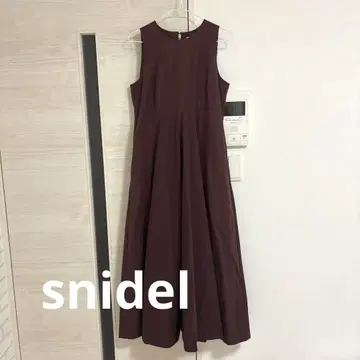 스나이델 SNIDEL 버건디 슬리브리스 플레어 원피스
