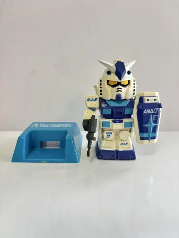 ANA 건담 피규어 USB