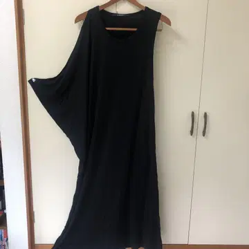 LIMI feu 블랙 슬리브리스 롱 원피스
