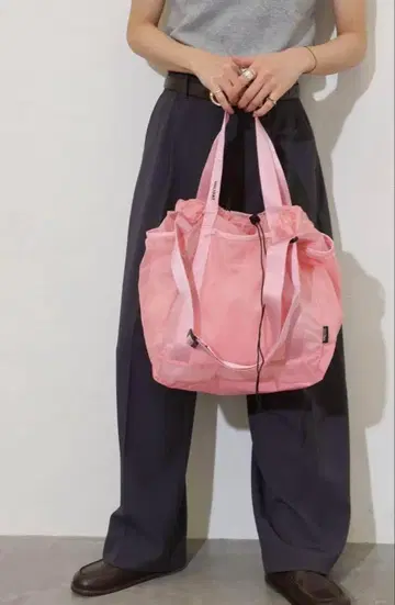 HOLIDAY 홀리데이 PACKABLE STRAP TOTE