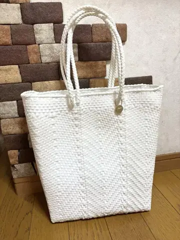 레트라 메르카도 백