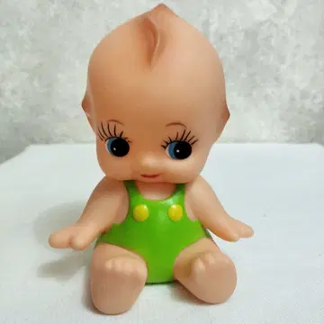 앉아있는 큐피