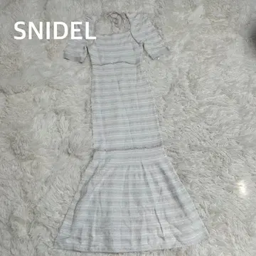 SNIDEL 스나이델 트위드 니트 머메이드 원피스 화이트