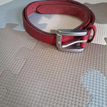 MOUSSY 마우지 빨간색 가죽 벨트 소가죽 천연 가죽 얇은 벨트