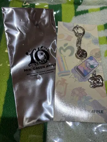 Mrs. GREEN APPLE 10주년 키링 파밀리에