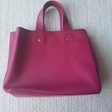 FURLA 백
