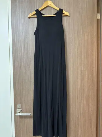 UNIQLO 리브 브라 원피스 블랙 S