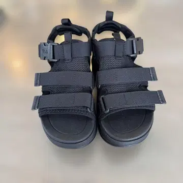 Teva 허리케인 앰프솔 가이라