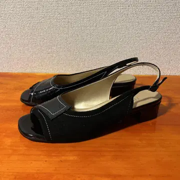 새상품급 MIHAMA 샌들 스웨이드 블랙 23cm