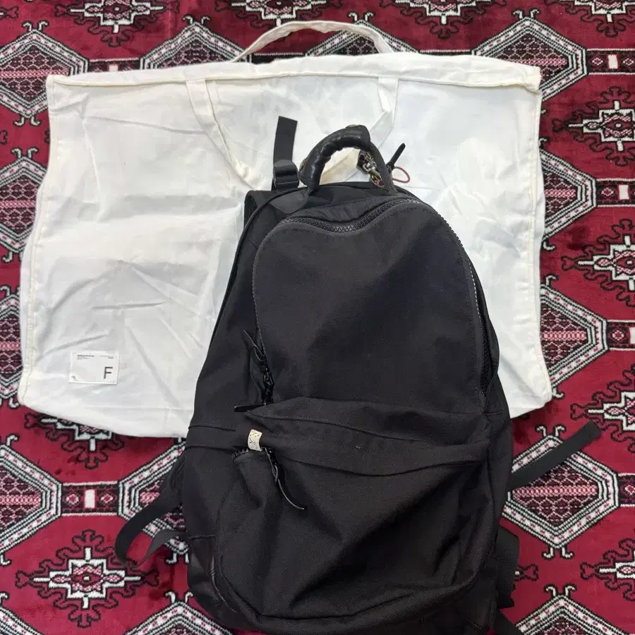 Noiago Drawstring Bag on Bunjang Global Site.