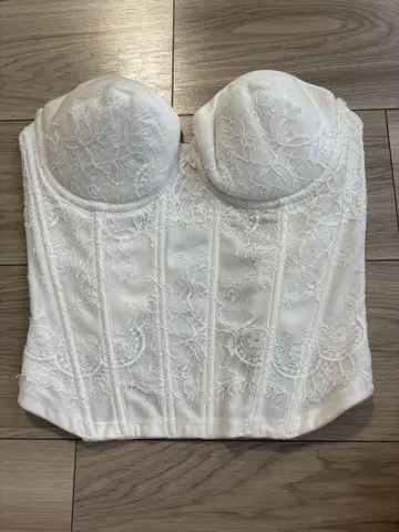 fonds de robes 브라이덜 이너 화이트