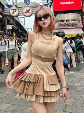 Darich 언더 벨트 플리츠 미니 원피스