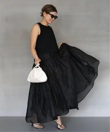 Deuxieme Classe 마릴린 문 dramatic skirt