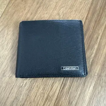 Calvin Klein 블랙 반지갑