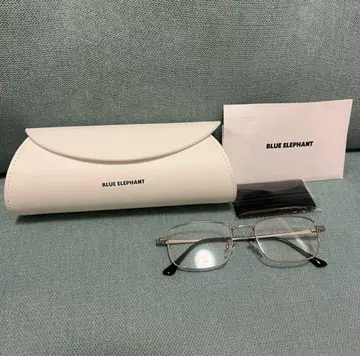 BLUE ELEPHANT 안경 패션 안경 도수 없음
