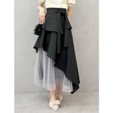 dazzlin 아시메 티어드 플리츠 스커트